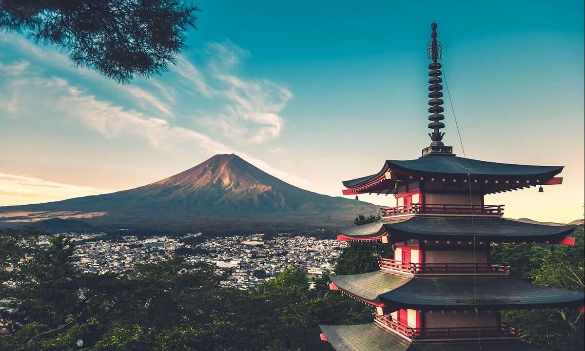Mount Fuji Experience: Best Ways to See Japan’s Most Iconic Peak  