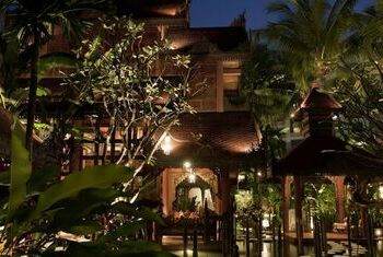 Mandalay Hill Resort Garden