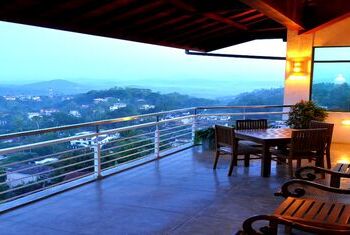 Amaara Sky Hotel Kandy Bar