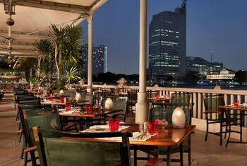 The Peninsula Bangkok In the room Restaurant