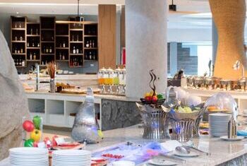 Crest Resort and Pool Villas Phuket