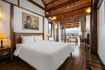Mai Chau Hideaway Lake Resort
