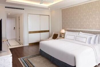 Meliá Vinpearl Danang Riverfront