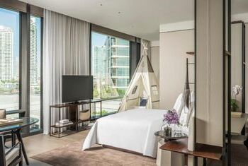 Four Seasons Hotel Bangkok