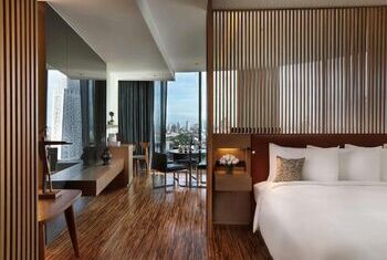 SO/ Bangkok