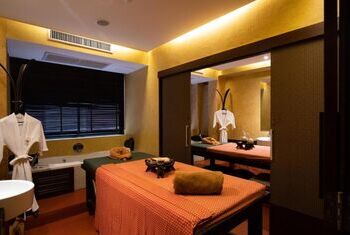 De Chai Colonial Hotel & Spa