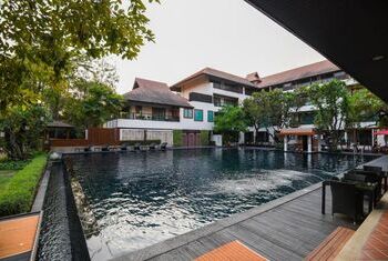 RatiLanna Riverside Spa Resort