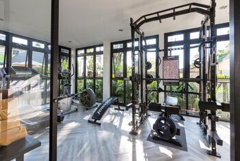 MORA Boutique Hotel