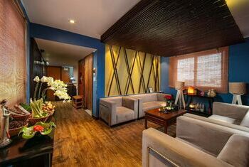 Oriental Suites Hotel & Spa