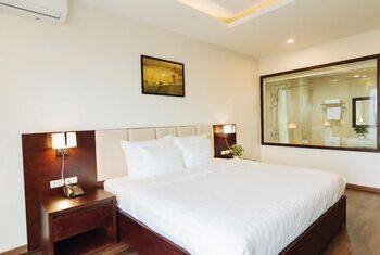 Paragon Noi bai Hotel & Pool