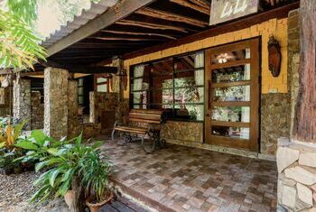 Home Phutoey River Kwai 
