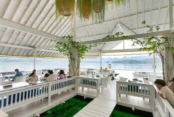 500Rai Floating Resort