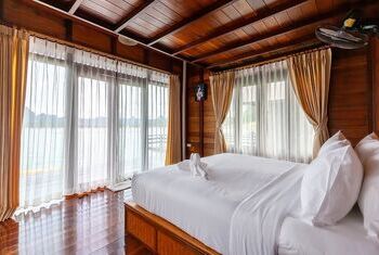 500Rai Floating Resort