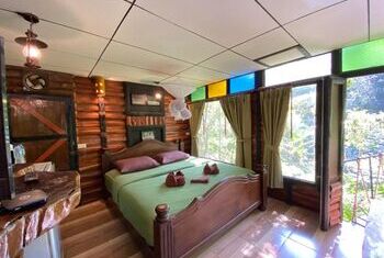 Khao Sok Tree House Resort