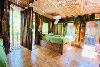 Khao Sok Tree House Resort