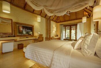 High Season Pool Villa & Spa