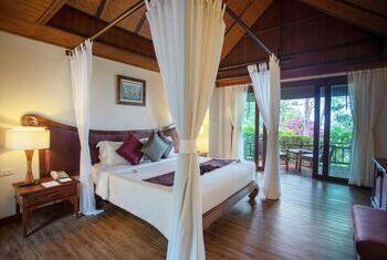 Nora Beach Resort & Spa