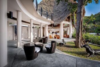 Jamahkiri Dive Resort & Spa