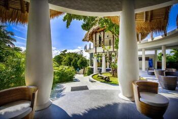 Jamahkiri Dive Resort & Spa