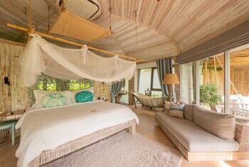 Treehouse Villas