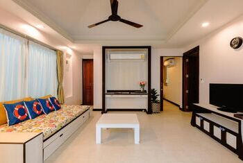 Anyavee Tubkaek Beach Resort