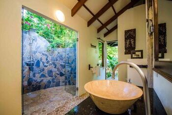 Koh Jum Beach Villas
