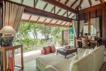 Koh Jum Beach Villas