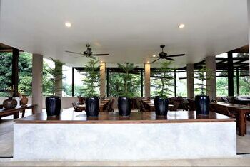 Yoma Hotel