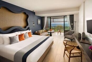 Avista Grande Phuket Karon