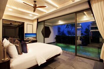 Baba Beach Club Natai 