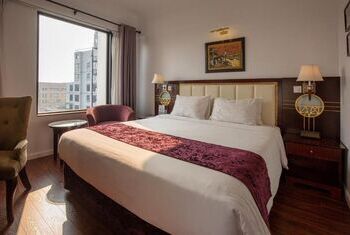 Flower Garden Hotel