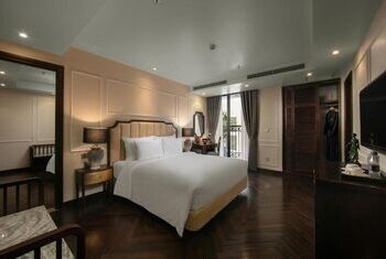 GM Premium Hotel