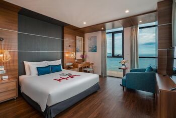 HAIAN Beach Hotel & Spa