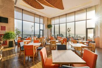Sala Danang Beach Hotel
