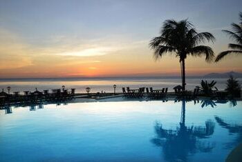 Sandy Beach Non Nuoc Resort