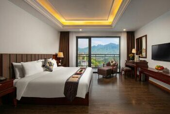 Bamboo Sapa Hotel