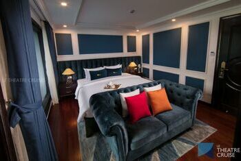 Le Theatre Cruises