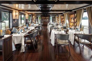 Paradise Sails Cruise