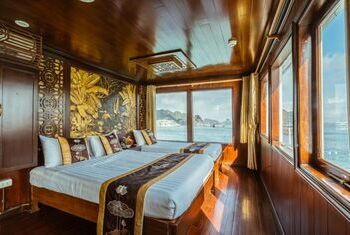 Renea Cruises Halong