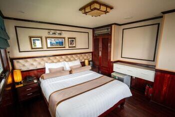 Swan Cruises Halong