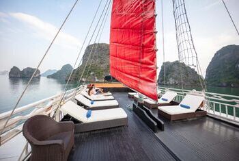 Syrena Cruises