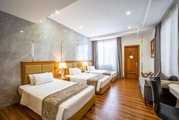 Acnos Grand Hotel