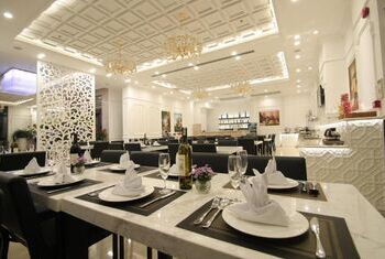 Acnos Grand Hotel