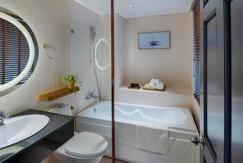 Silverland Min Hotel