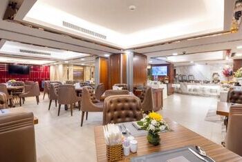 Winsuites Saigon Hotel