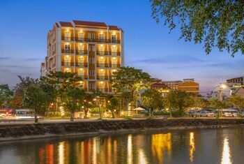 Royal Riverside Hoi An Hotel & Spa