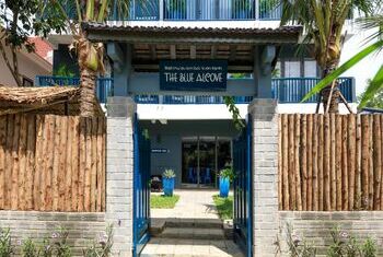 The Blue Alcove Hotel