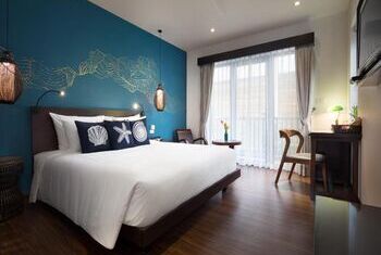 The Blue Alcove Hotel
