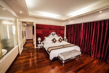 Moonlight Hotel Hue