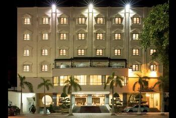 Chau Pho Hotel